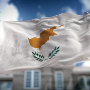 Šta simbolizuje zastava Kipra?
