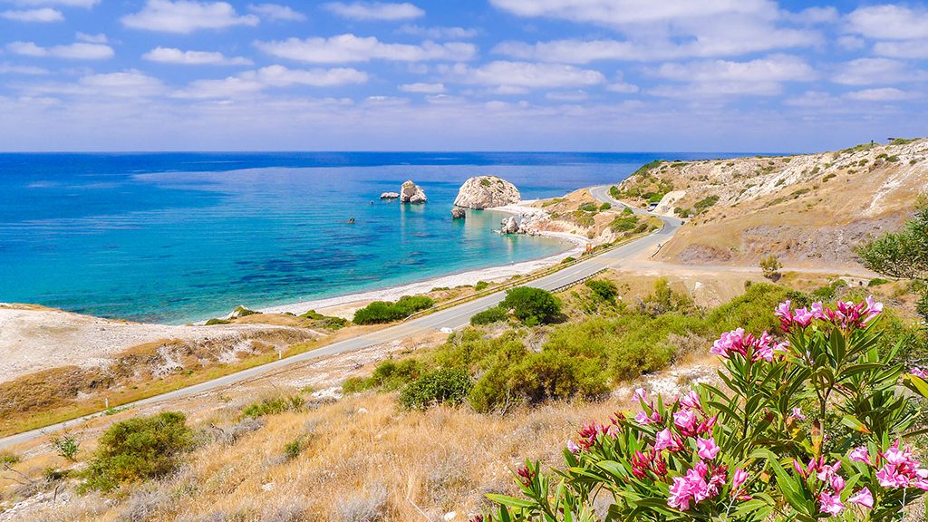 Petra tou Romiou Afroditine stene Pafos Kipar