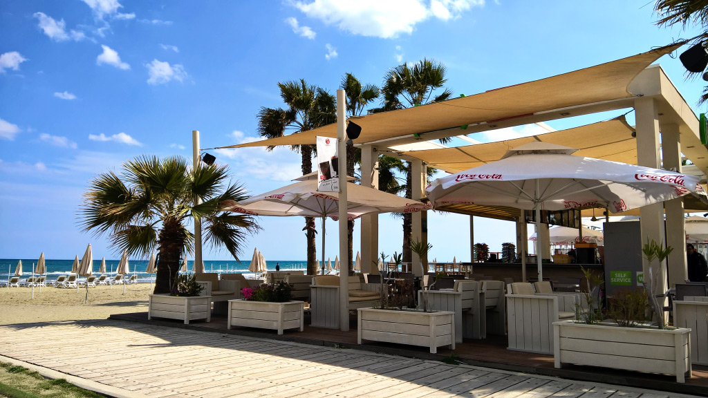 Plaža Mekenzi Kipar